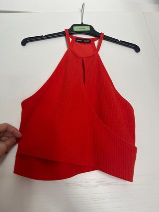 Top Bershka entrelazado naranja