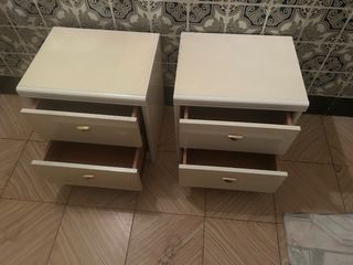 Comodini bianchi (2 unità)
