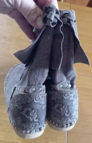 Stivaletti  con borchie n.38