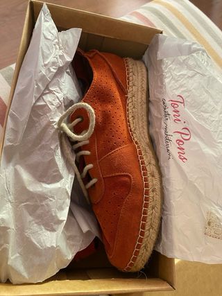 Zapatos Toni Pons ante naranja talla 40