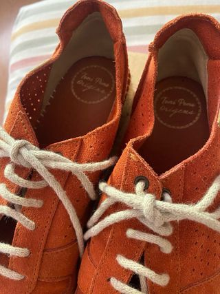 Zapatos Toni Pons ante naranja talla 40