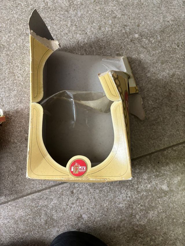 Muñeca fallera marca folk