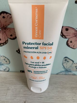Protector facial mineral Green Cornerss SPF50