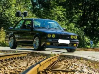 BMW 325ix e30