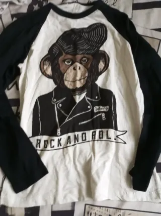Camiseta manga larga mono rock and roll