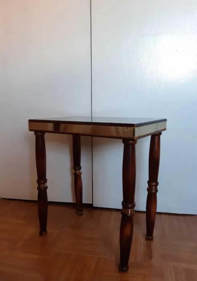 Mesa Auxiliar Vintage