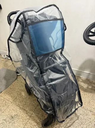 Silla de paseo con funda impermeable