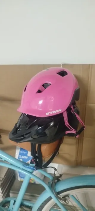 Lote 2 cascos bicicleta Btwin rosa y negro