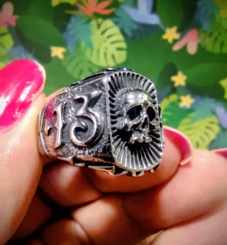 Anillo Acero Calavera número 13