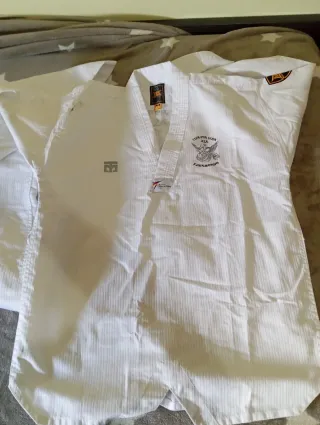 Kimono conoleto Taekwondo Blanco