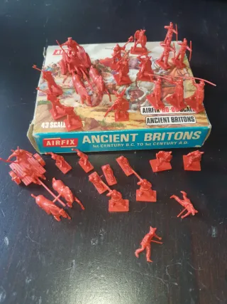 Soldatini Airfix scala H0 oggetti storici anni "60