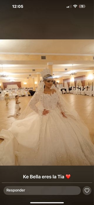 Vestido de Novia Gitana y traje de novio gitano