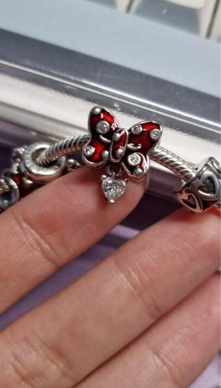 Charm Minnie Mouse Pandora Rojo y Plata