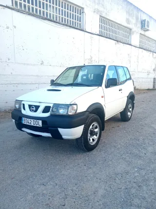 Nissan Terrano 2.7 125 CV 4x4 con 250.000 km