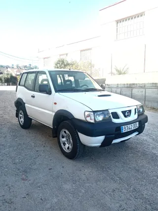 Nissan Terrano 2.7 125 CV 4x4 con 250.000 km