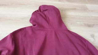 Sudadera granate con capucha T. S