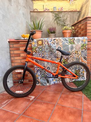 Bicicleta BMX Naranja