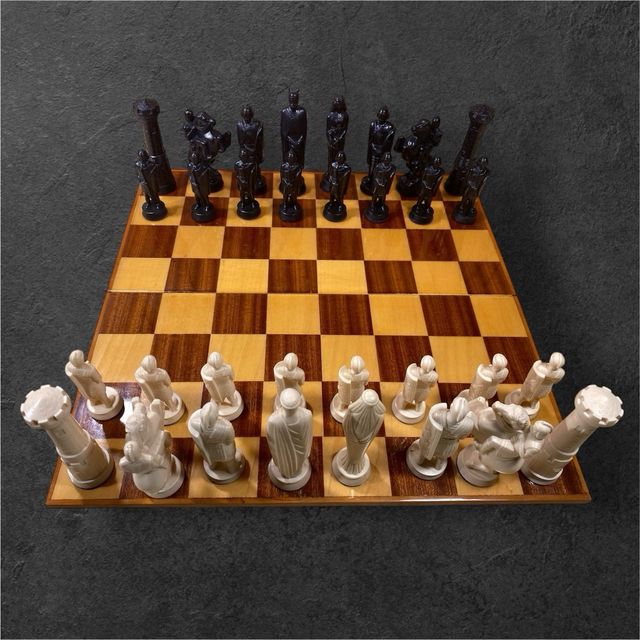 Scacchi ANRI Toriart Romani Teutoni con Scacchiera