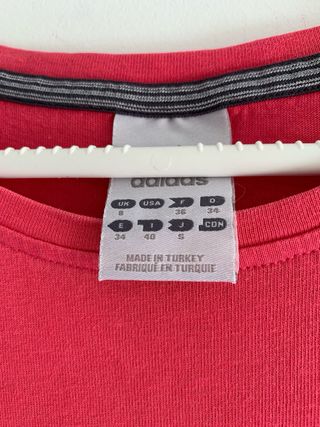 Camiseta Adidas rosa