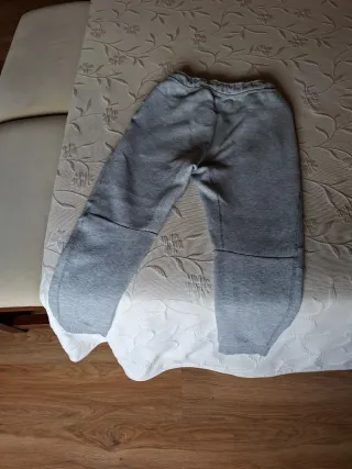 Pantalón chándal para niño Nike Tech Gris