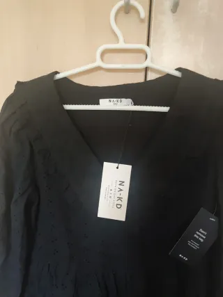 Vestido NA-KD negro cuello solapa talla XL