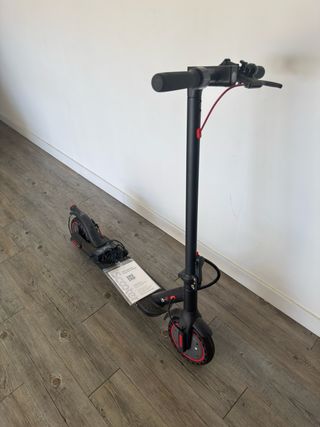 Patinete eléctrico adulto apenas uso.