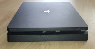 Consola Sony PS4 Negra