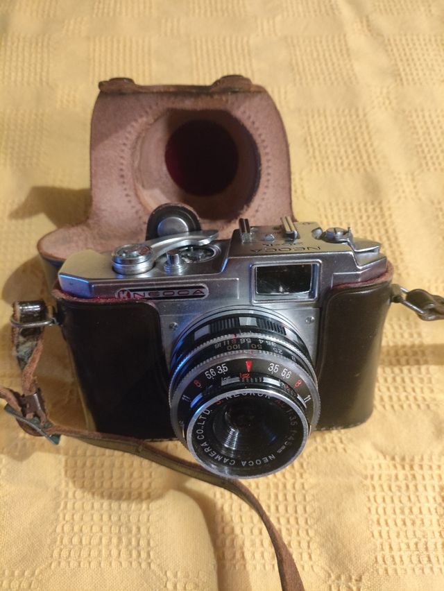 Cámara Antigua Neoca 35-K. Como nueva. Año 1957.