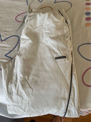 Pantalón Adidas Beige