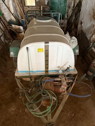 Cuba de fumigación agrícola