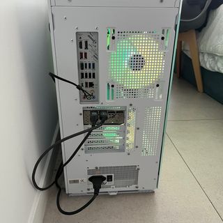 PC Gamer Ryzen9 7950X3D +
RTX4080 Super + Garantia