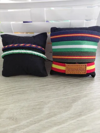 2 braccialetti Spagna 5€