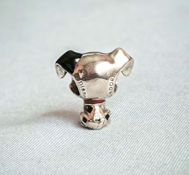 Cuentas Cruella y 101