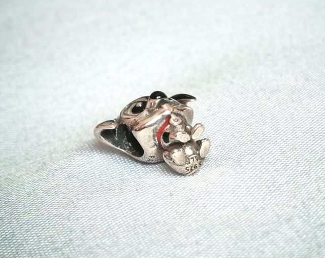 Cuentas Cruella y 101