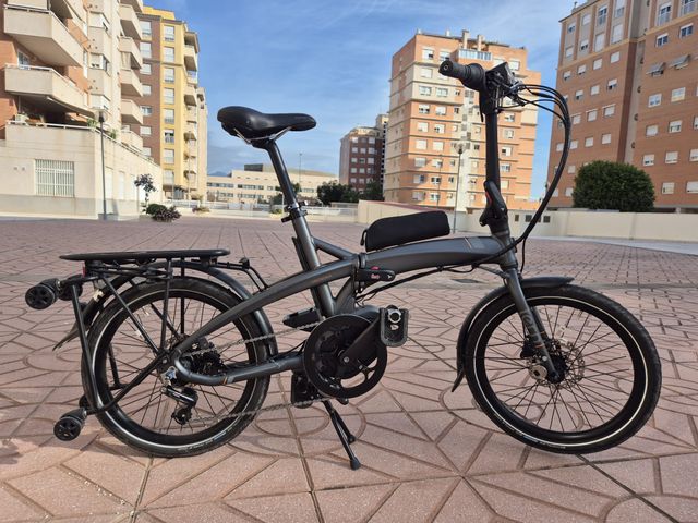 Bicicleta Eléctrica Tern Vektron D7i