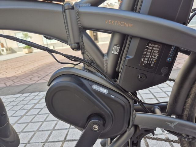 Bicicleta Eléctrica Tern Vektron D7i