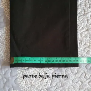 Dos pantalones Bon Prix. Cintura de goma. 