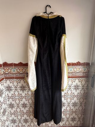 Traje Medieval Reina Blanca  color negro Talla S