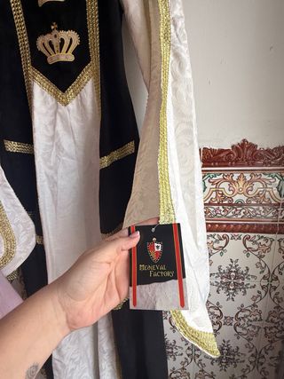 Traje Medieval Reina Blanca  color negro Talla S