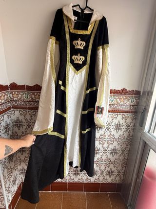 Traje Medieval Reina Blanca  color negro Talla S