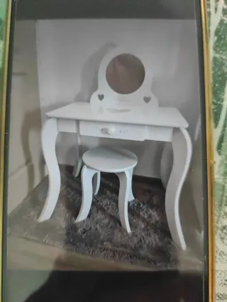 Tocador  blanco con espejo y taburete