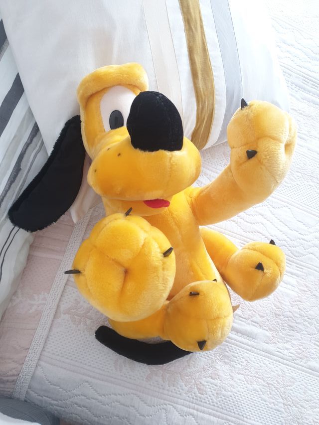 Peluche Pluto Grande