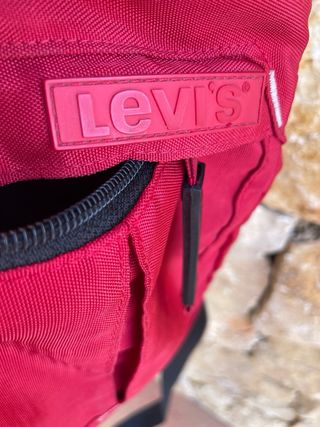 Bolso bandolera Levi's rojo hombre