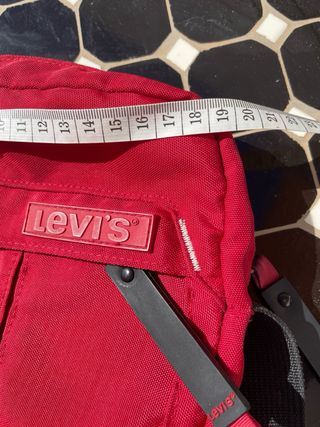 Bolso bandolera Levi's rojo hombre