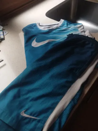 Conjunto Nike niño azul