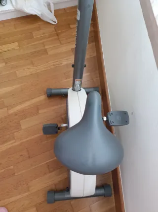 Bicicleta estática DOMYOS VM130