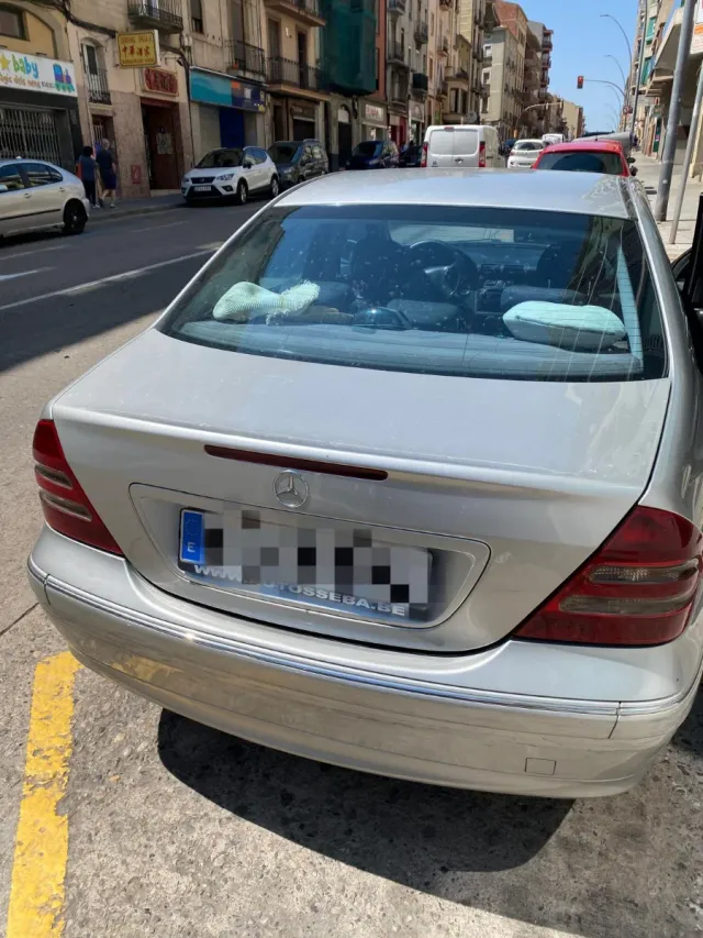 Mercedes-Benz Clase C 2001