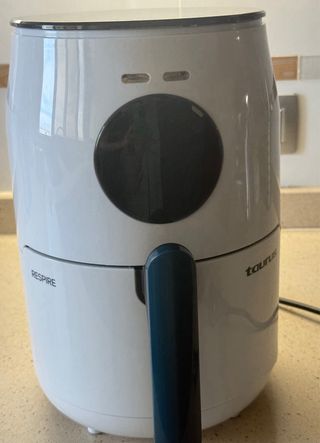 Freidora de Aire Taurus + Moldes