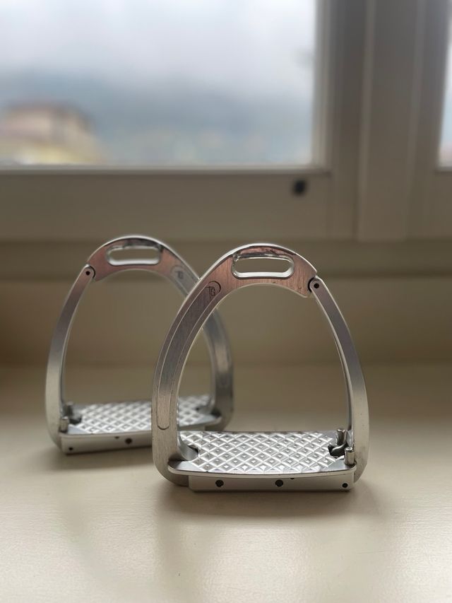 Staffe Tech Stirrups Venice Light