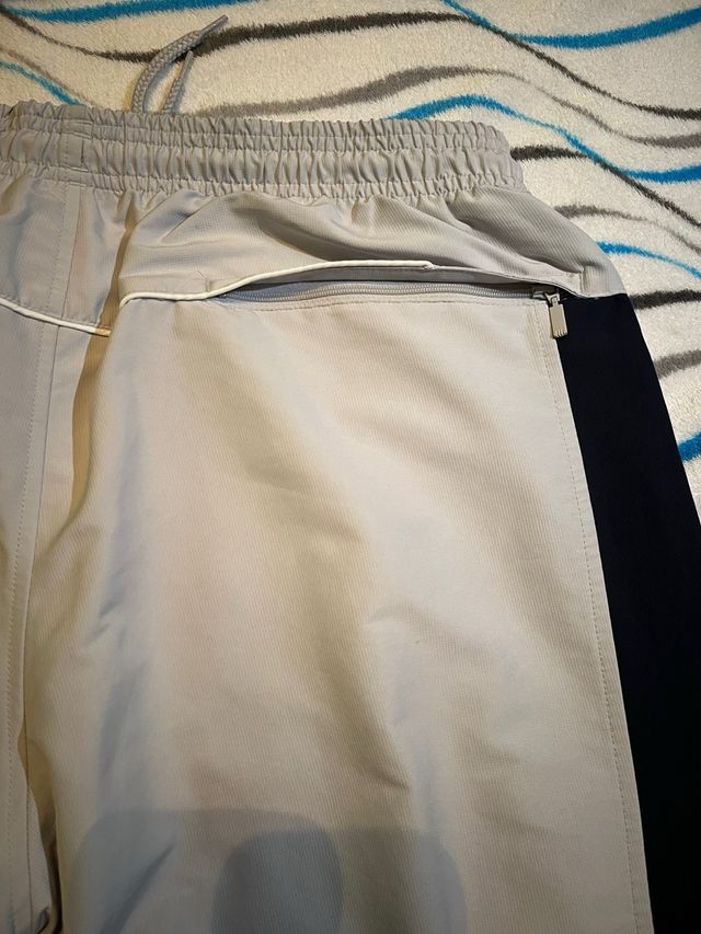 Pantalón deportivo Adidas gris retro vintage